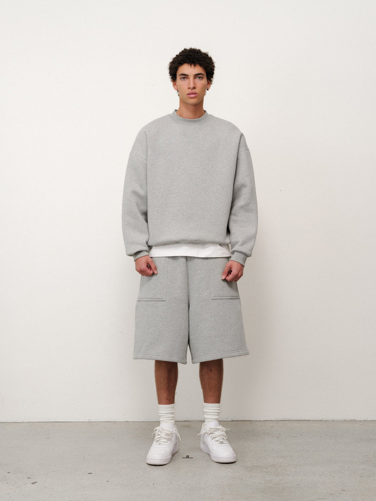 COZY SWEATER - GREY