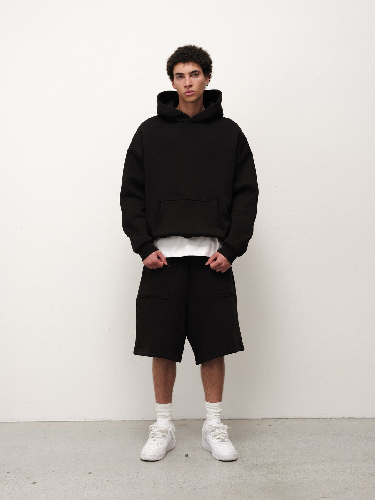 COZY SHORTS - BLACK