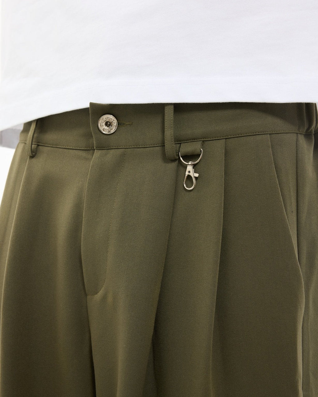 PLEATED PANT - OLIVE