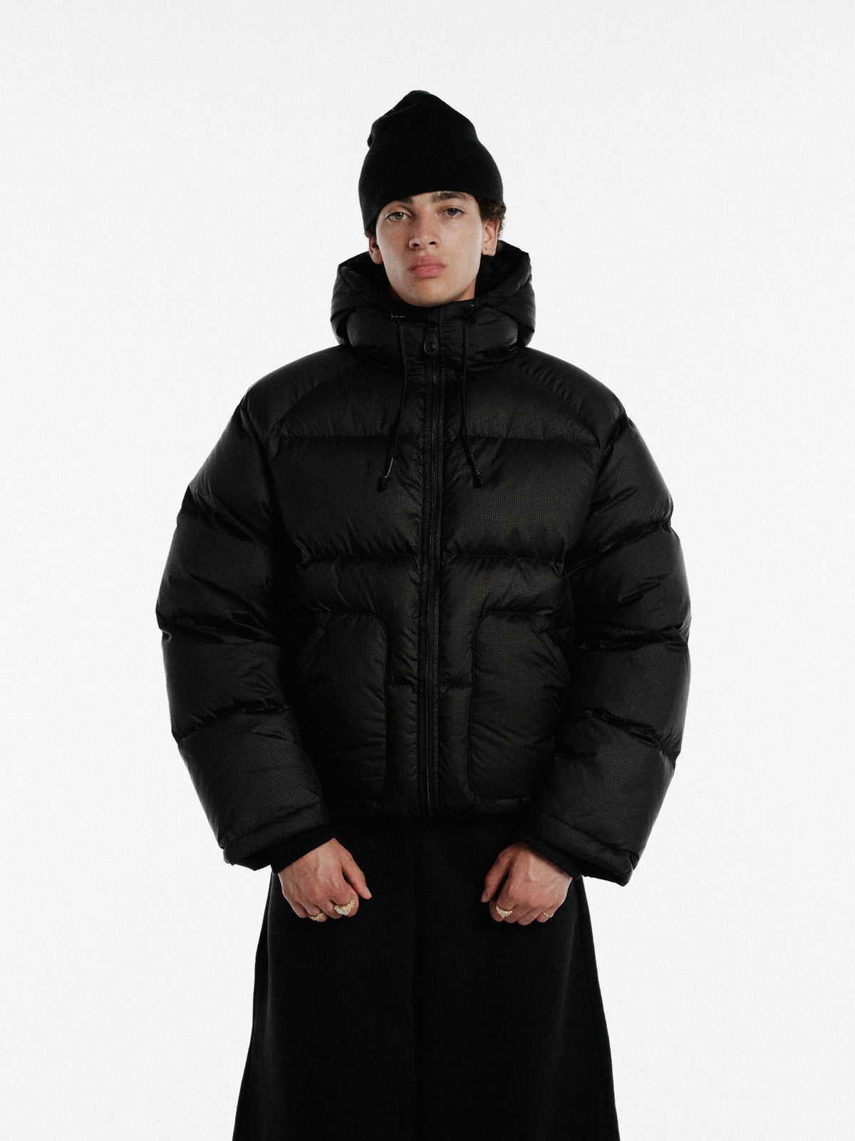 HOODED PUFFER JACKET - BLACK