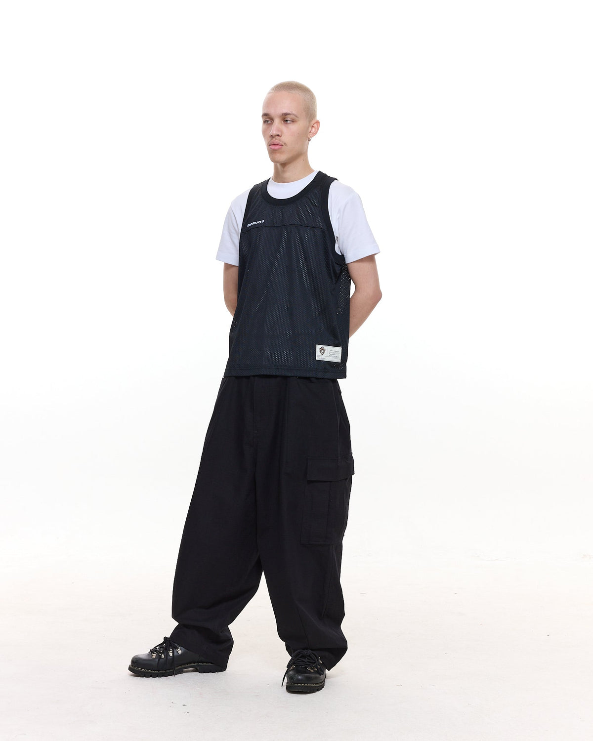 MESH SINGLET - BLACK