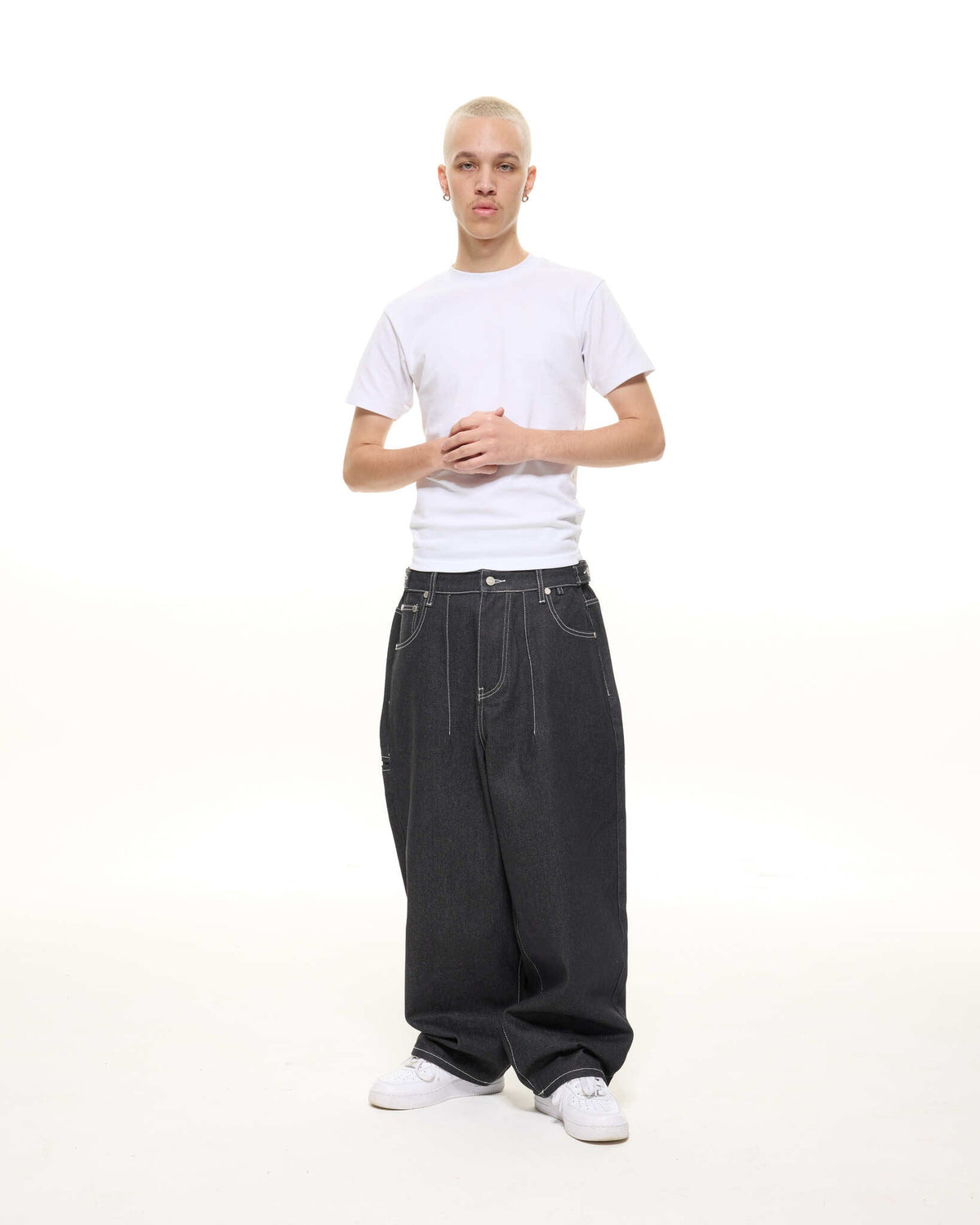 DENIM BAGGY JEANS - BLACK