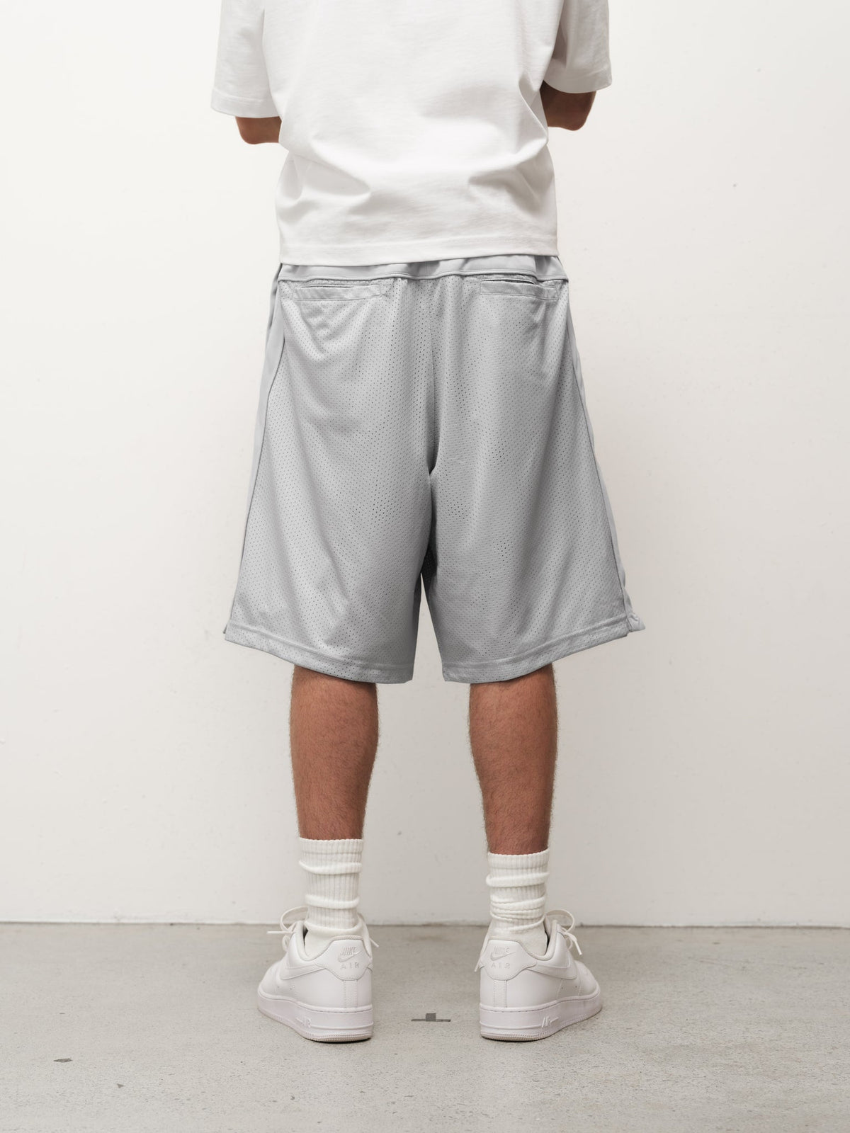 MESH SHORT - GREY