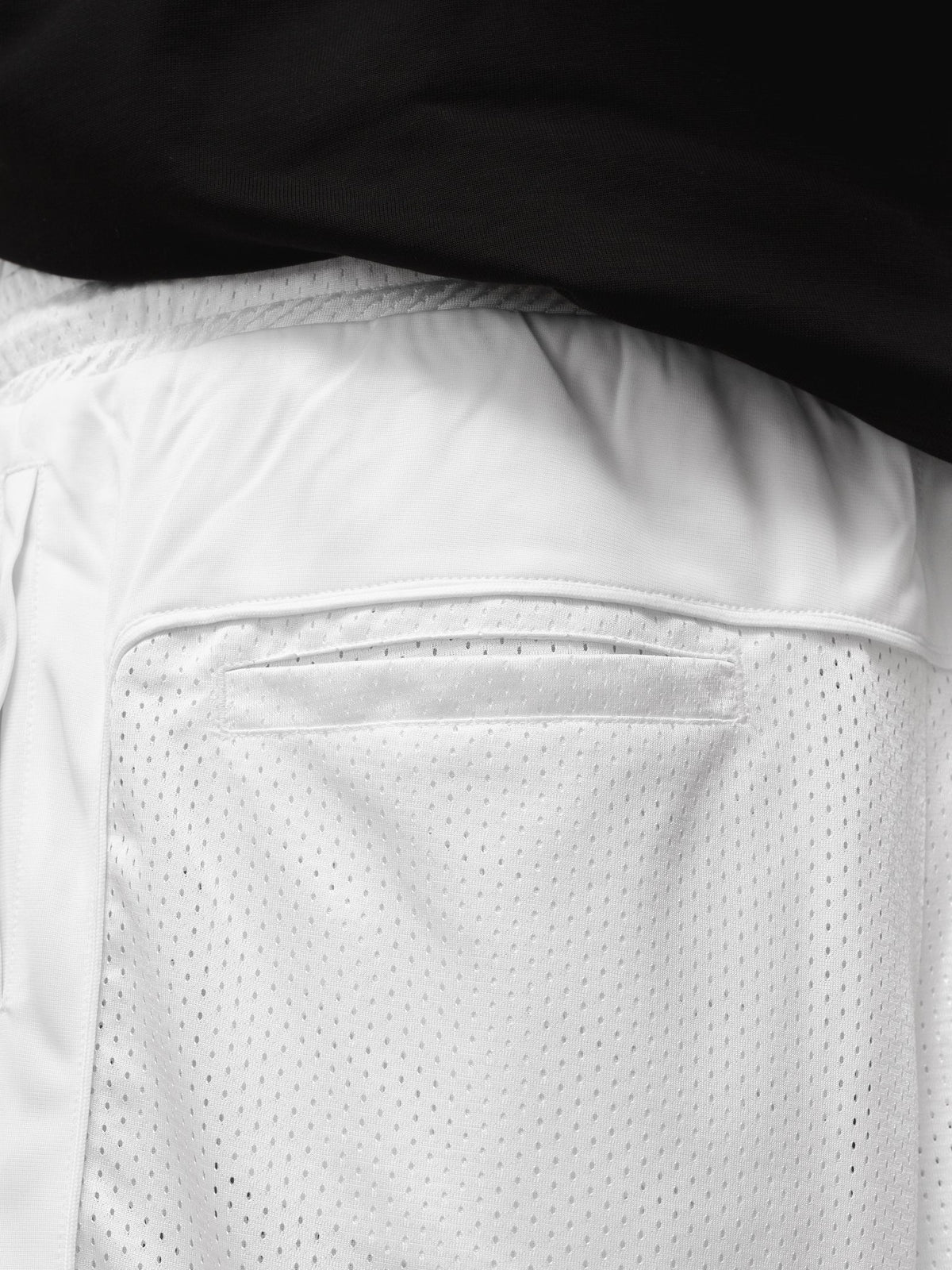 MESH SHORT - WHITE